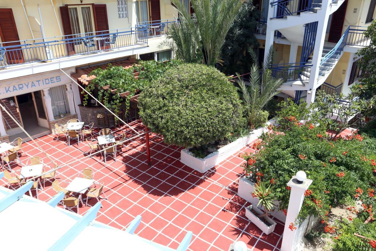 Hotel Karyatides Agia Marina (Aegina) Exterior foto